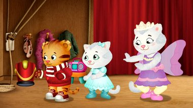 S02 E16 : Le ballet Casse-noisette — Le Village de Dany