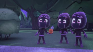 S03 E08 : Ninjaka et les Farfezouaves — Les Pyjamasques