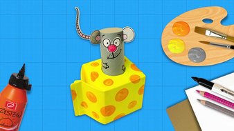 Une souris dans sa maison en fromage